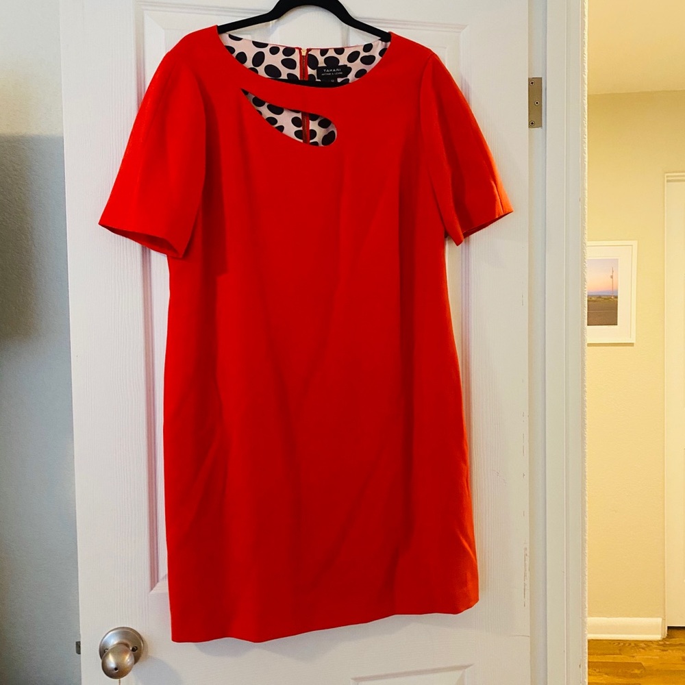 Priced To Sell! Tahari Cut Out Shift Dress